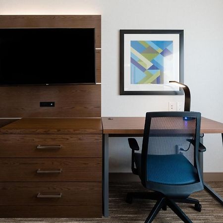 Holiday Inn Express Grande Prairie By Ihg Exteriér fotografie