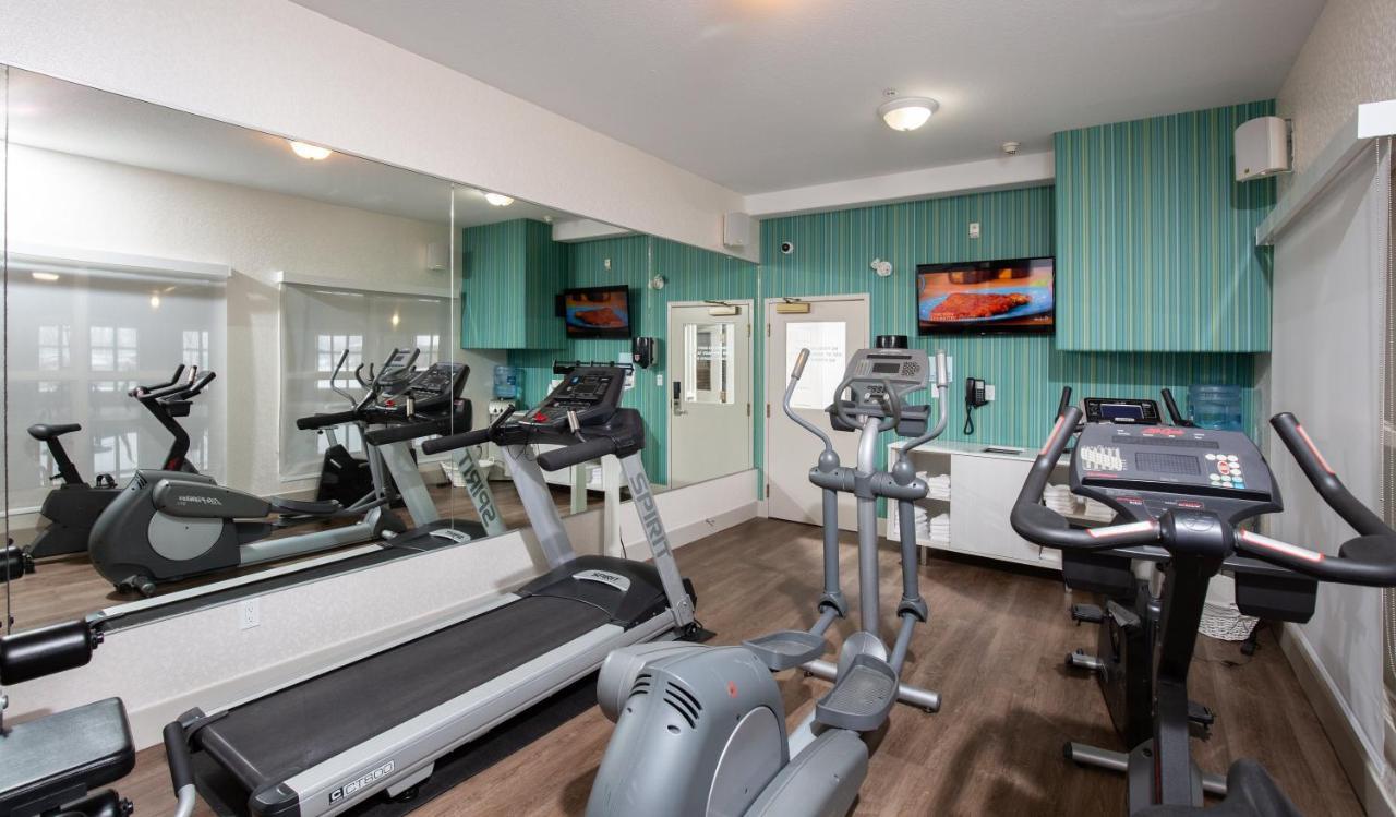 Holiday Inn Express Grande Prairie By Ihg Exteriér fotografie