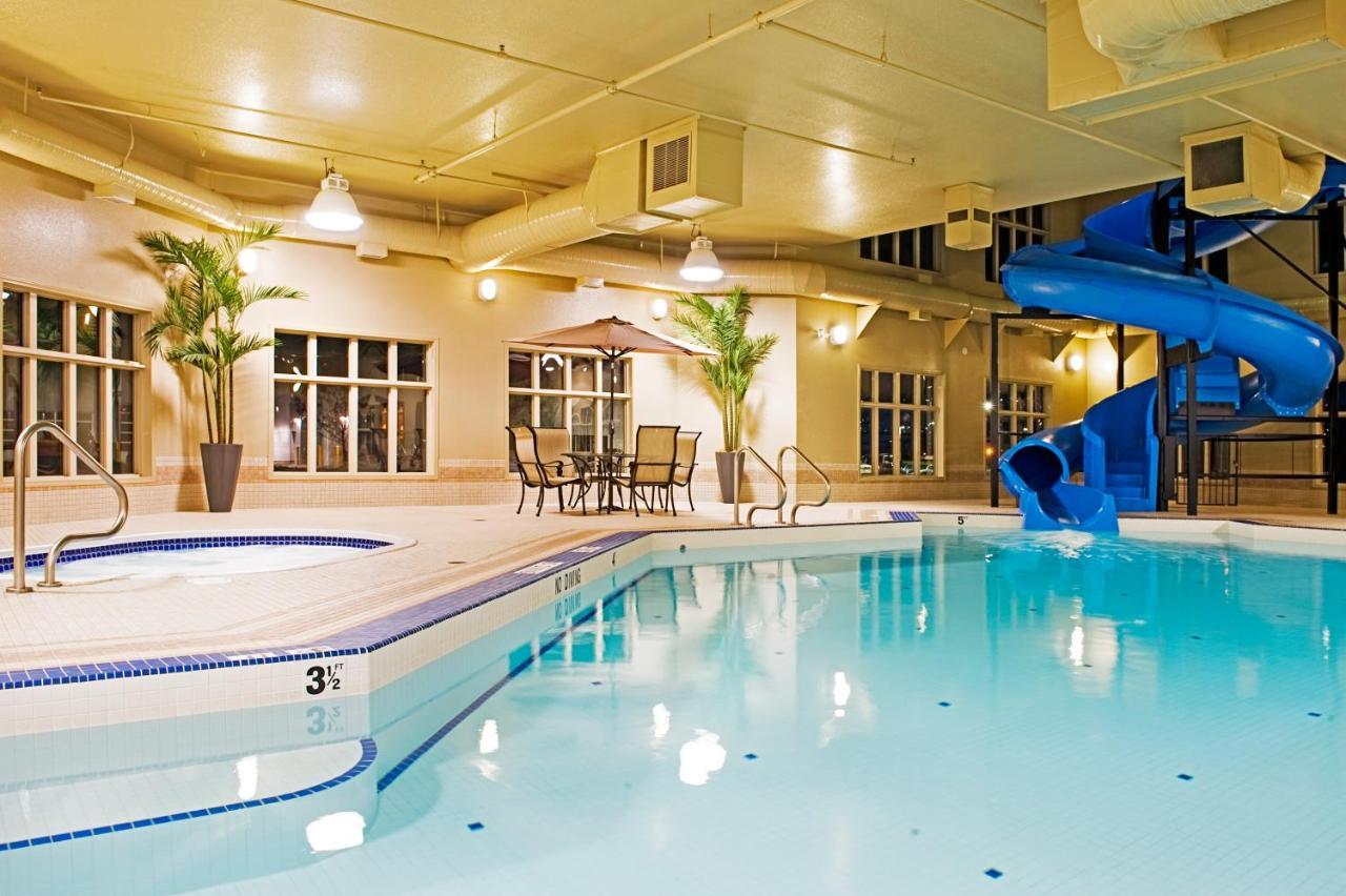 Holiday Inn Express Grande Prairie By Ihg Exteriér fotografie