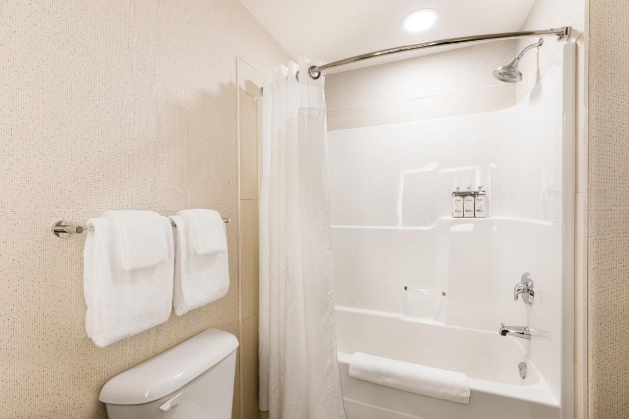 Holiday Inn Express Grande Prairie By Ihg Exteriér fotografie