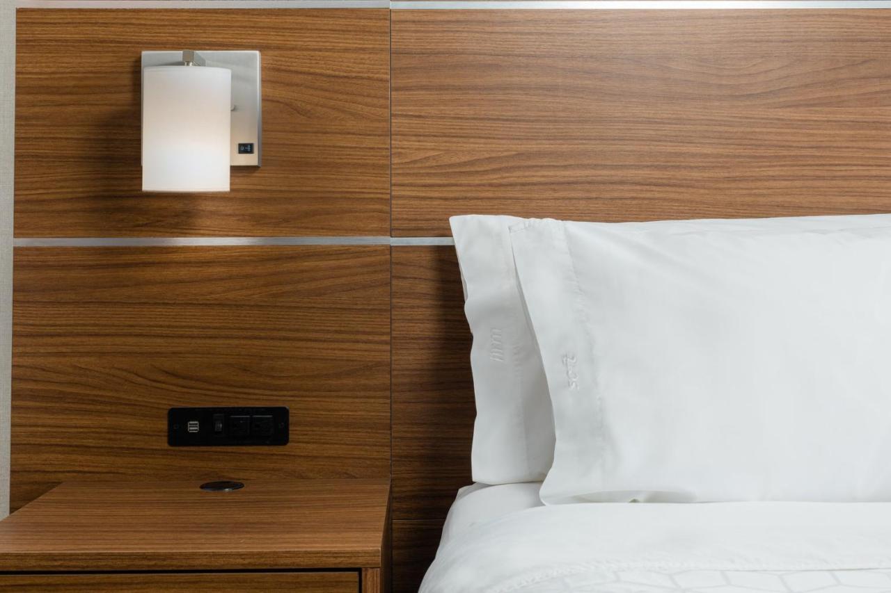 Holiday Inn Express Grande Prairie By Ihg Exteriér fotografie