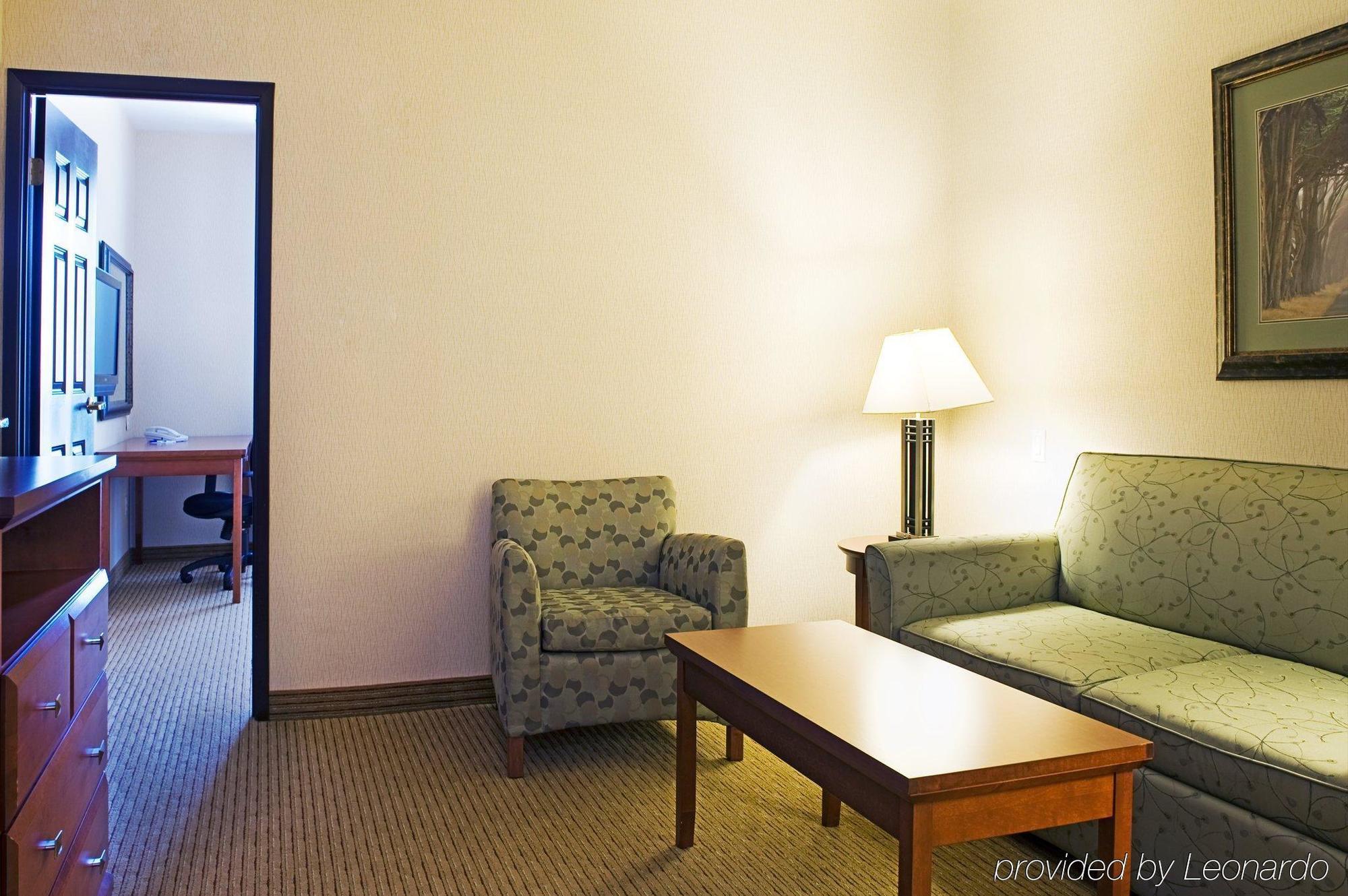Holiday Inn Express Grande Prairie By Ihg Pokoj fotografie