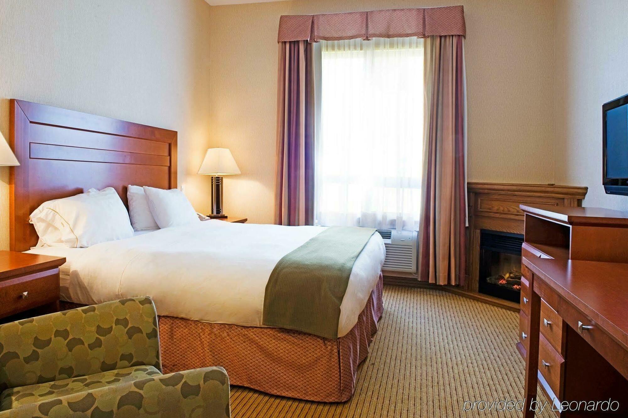 Holiday Inn Express Grande Prairie By Ihg Exteriér fotografie