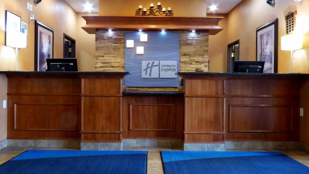 Holiday Inn Express Grande Prairie By Ihg Exteriér fotografie