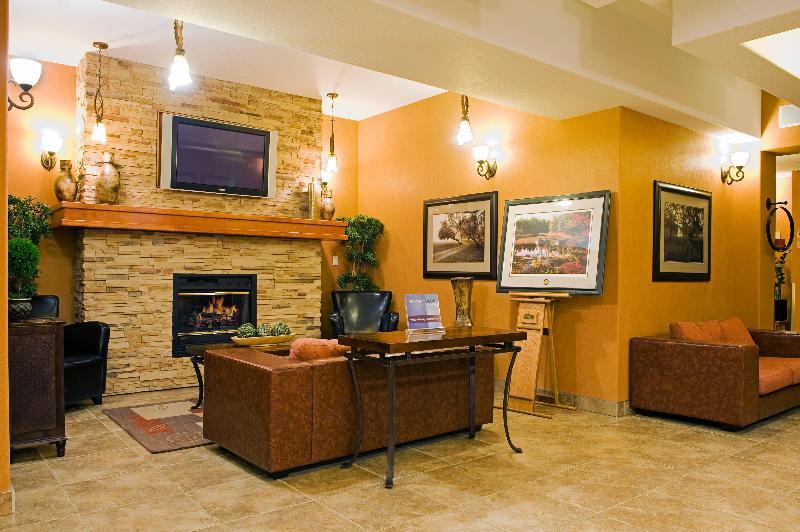 Holiday Inn Express Grande Prairie By Ihg Exteriér fotografie