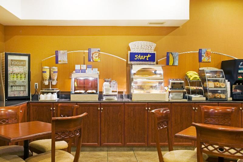 Holiday Inn Express Grande Prairie By Ihg Exteriér fotografie